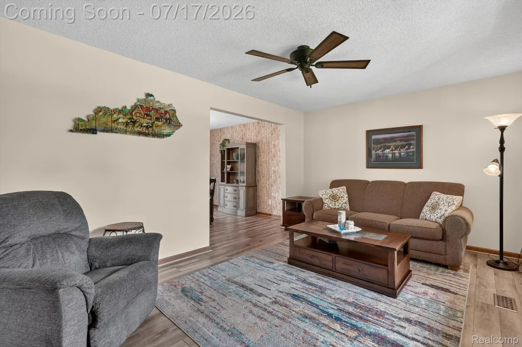 60309 Lamplighter Drive Lyon Charter Township MI 48165