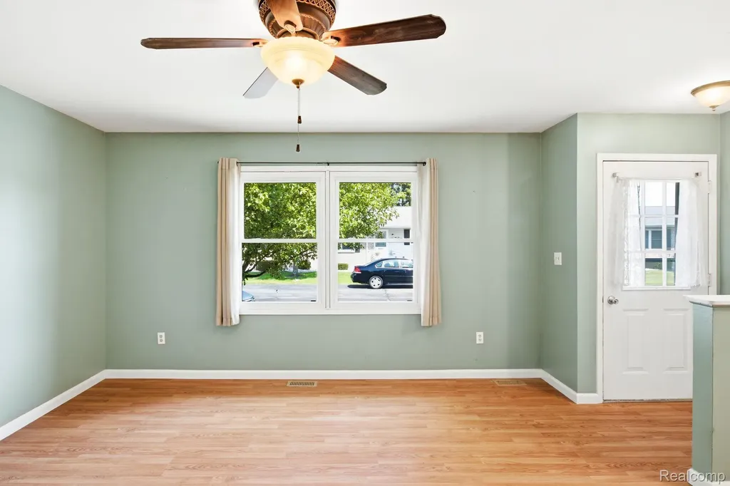 135 Joan Court Marysville City MI 48040