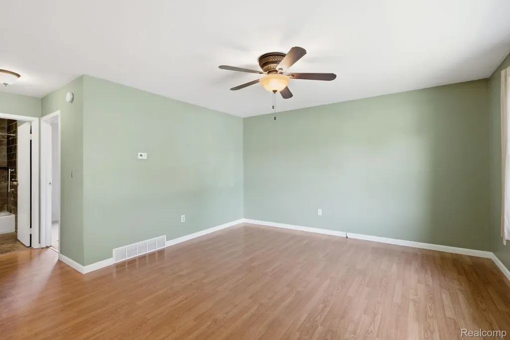 135 Joan Court Marysville City MI 48040
