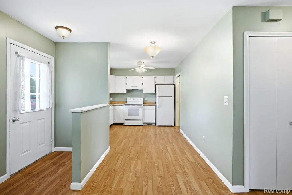 135 Joan Court Marysville City MI 48040