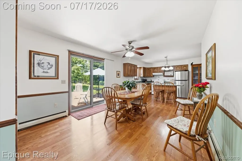 555 E Square Lake Road Troy City MI 48085