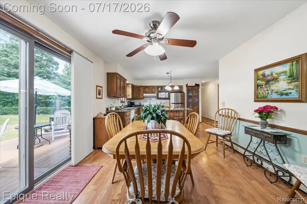555 E Square Lake Road Troy City MI 48085