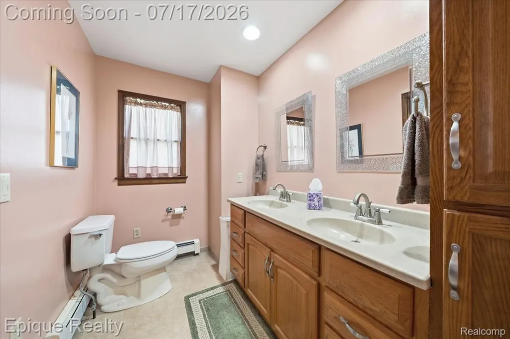 555 E Square Lake Road Troy City MI 48085