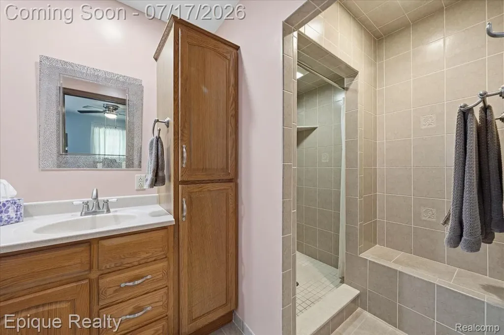 555 E Square Lake Road Troy City MI 48085
