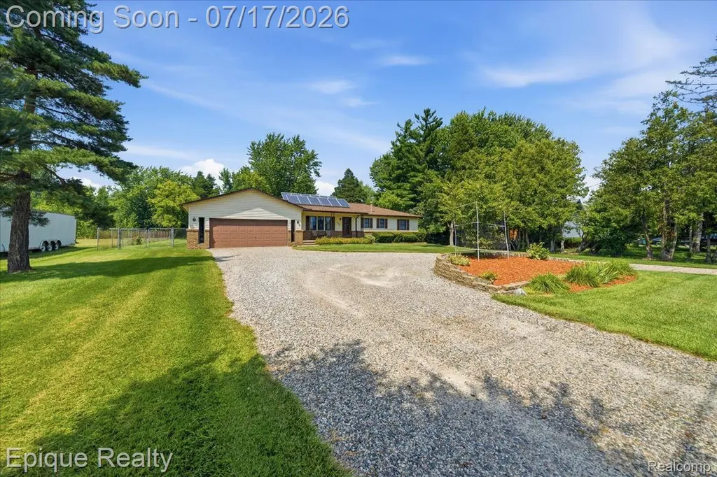 555 E Square Lake Road Troy City MI 48085