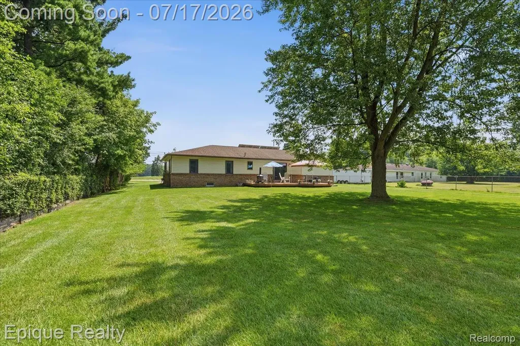 555 E Square Lake Road Troy City MI 48085