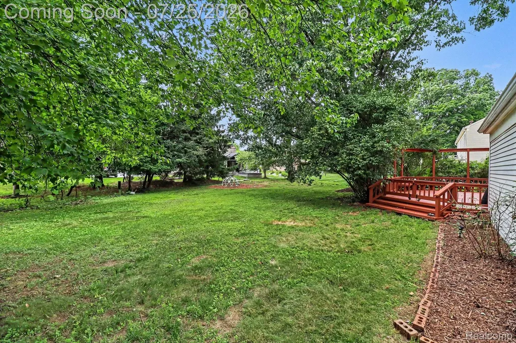35810 Fredericksburg Road Farmington Hills City MI 48331