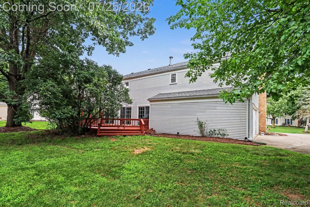 35810 Fredericksburg Road Farmington Hills City MI 48331