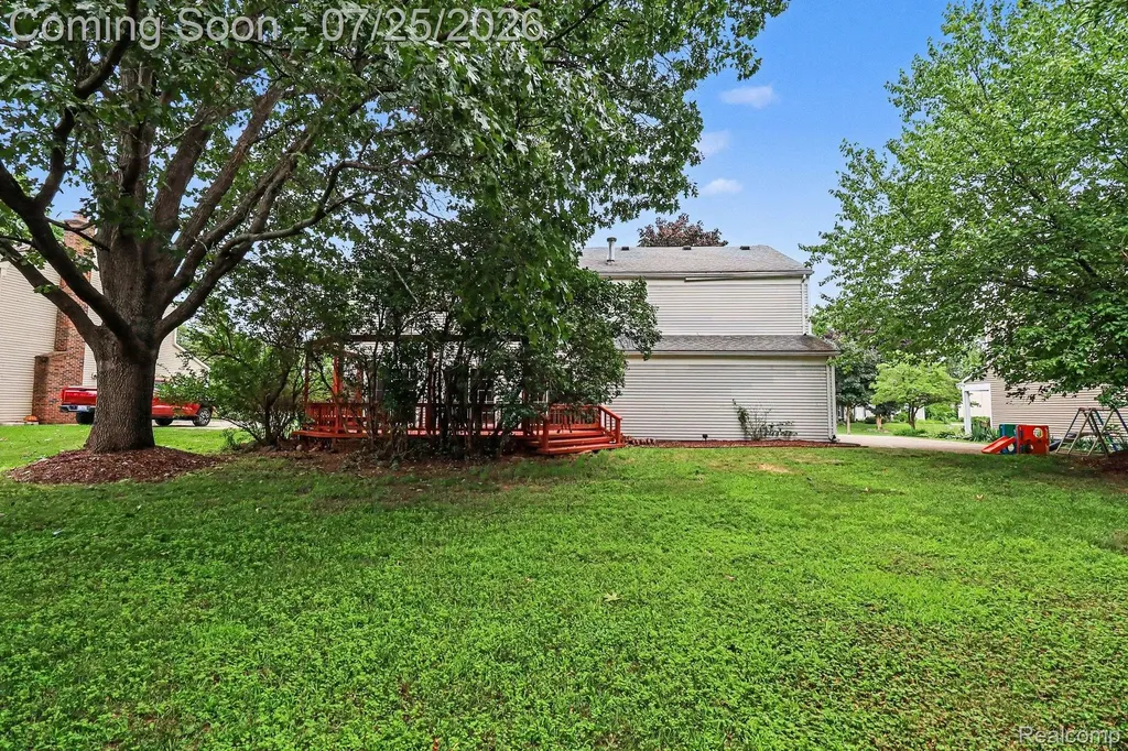 35810 Fredericksburg Road Farmington Hills City MI 48331
