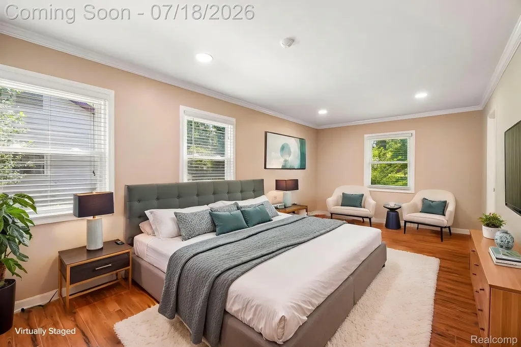 4855 Butler Drive Troy City MI 48085