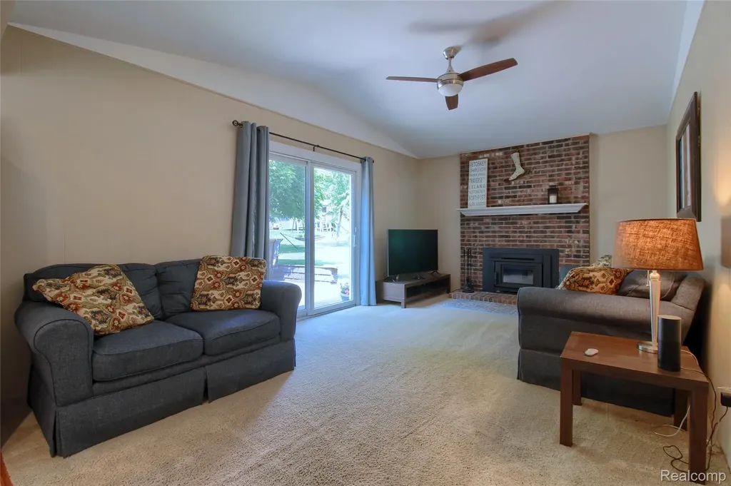 873 Hearthside Street South Lyon City MI 48178