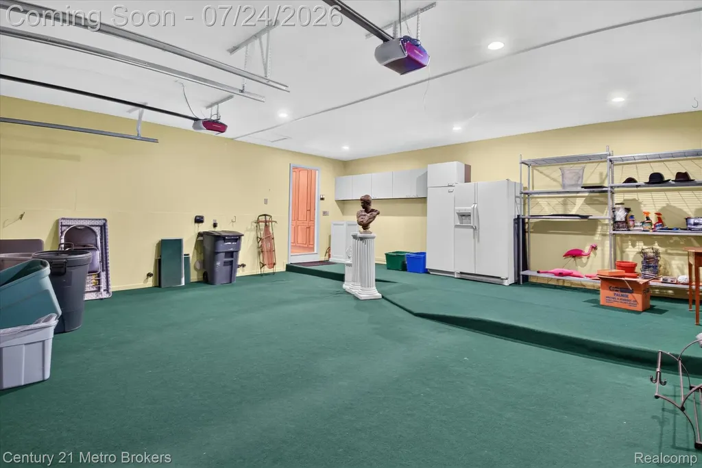 9095 S Saginaw Road Grand Blanc Charter Township MI 48439