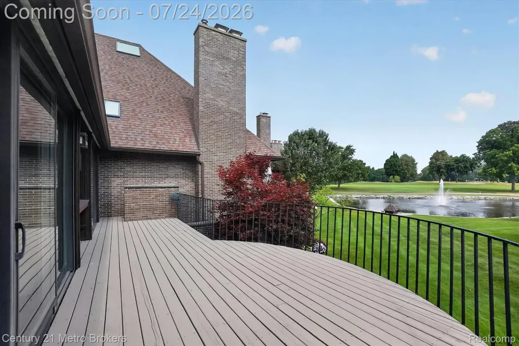 9095 S Saginaw Road Grand Blanc Charter Township MI 48439