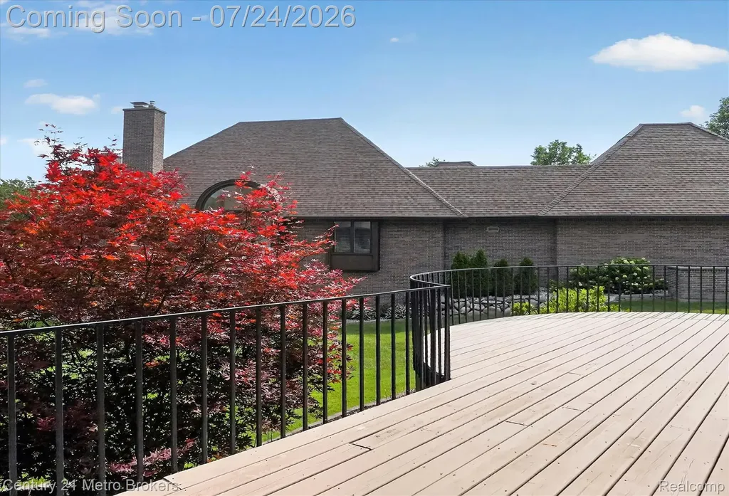 9095 S Saginaw Road Grand Blanc Charter Township MI 48439
