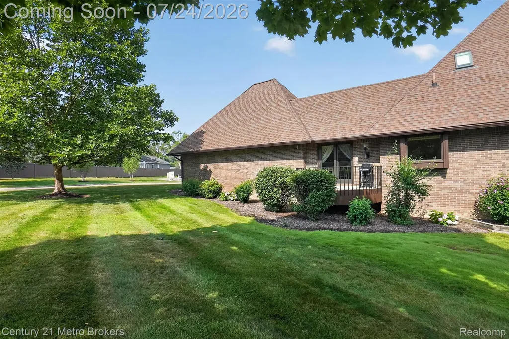 9095 S Saginaw Road Grand Blanc Charter Township MI 48439