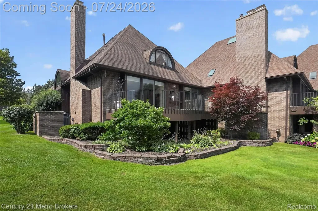 9095 S Saginaw Road Grand Blanc Charter Township MI 48439