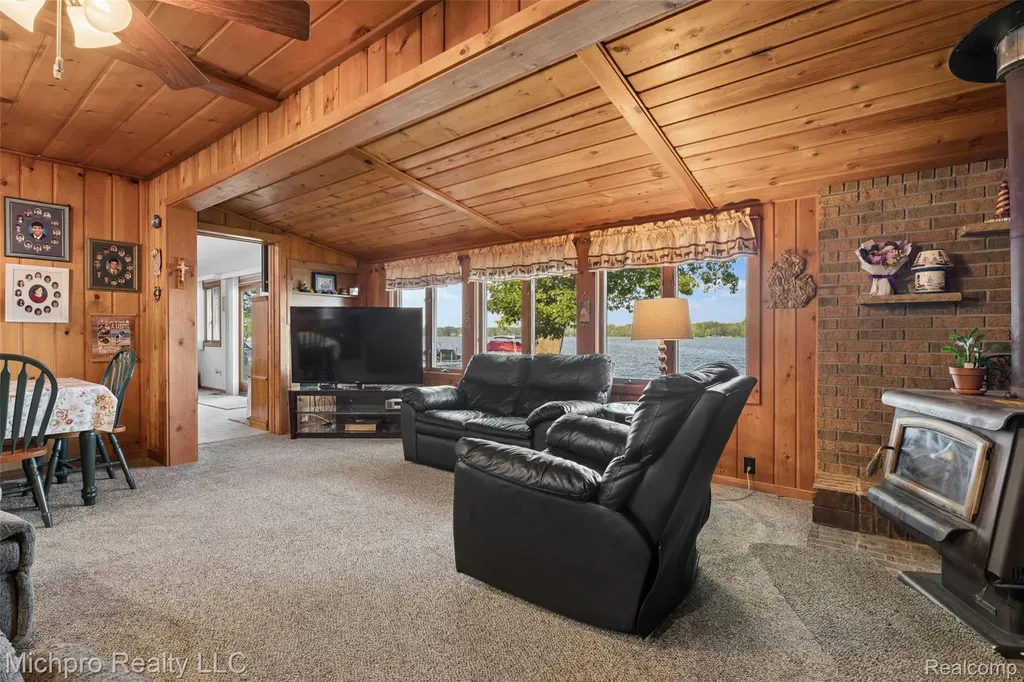 4432 E Cedar Lake Drive Greenbush Township MI 48738