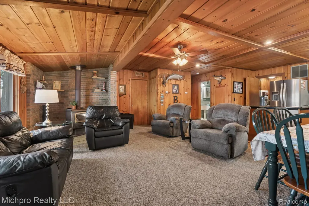 4432 E Cedar Lake Drive Greenbush Township MI 48738