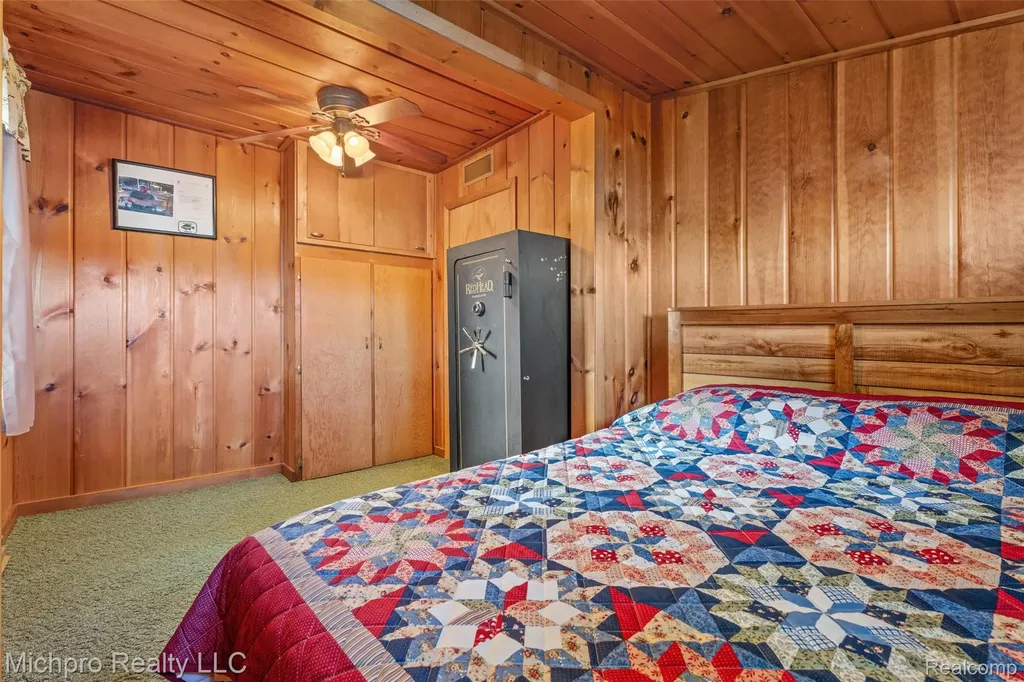 4432 E Cedar Lake Drive Greenbush Township MI 48738