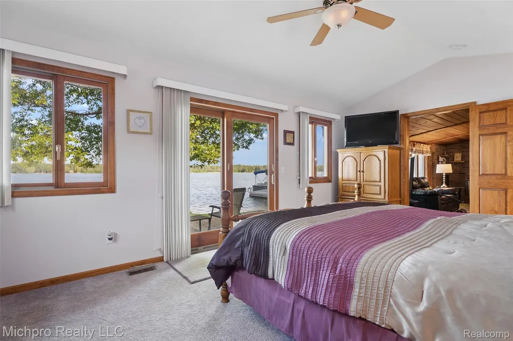 4432 E Cedar Lake Drive Greenbush Township MI 48738