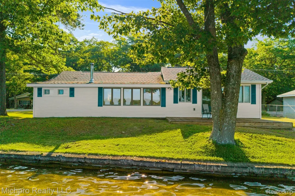 4432 E Cedar Lake Drive Greenbush Township MI 48738