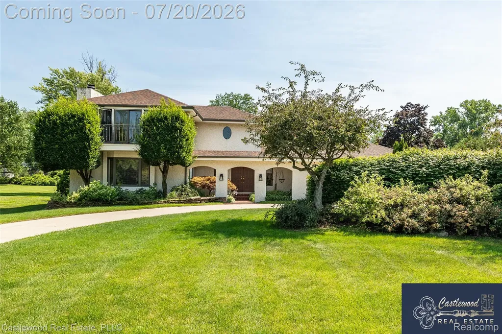 17150 S Nunneley Road Clinton Charter Township MI 48035