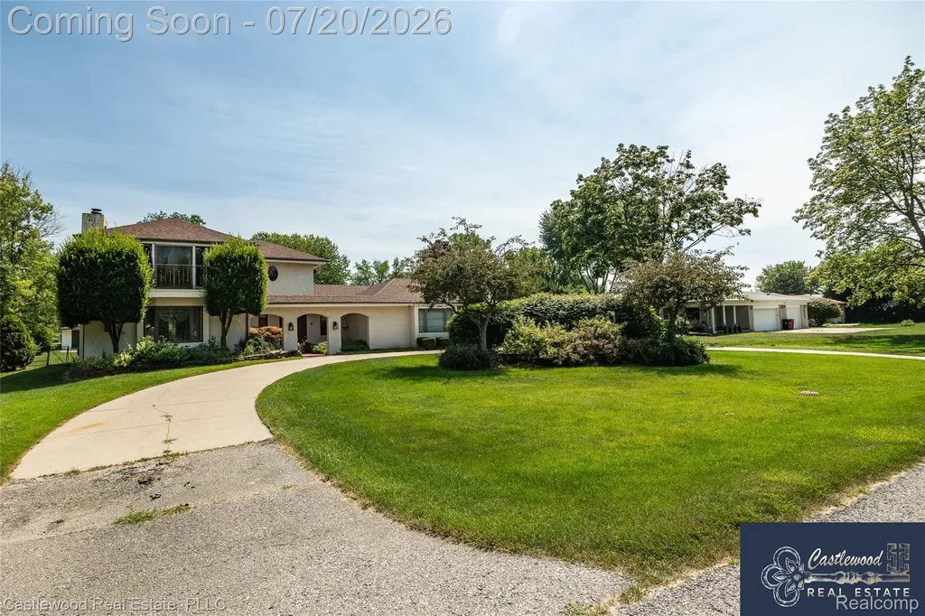 17150 S Nunneley Road Clinton Charter Township MI 48035