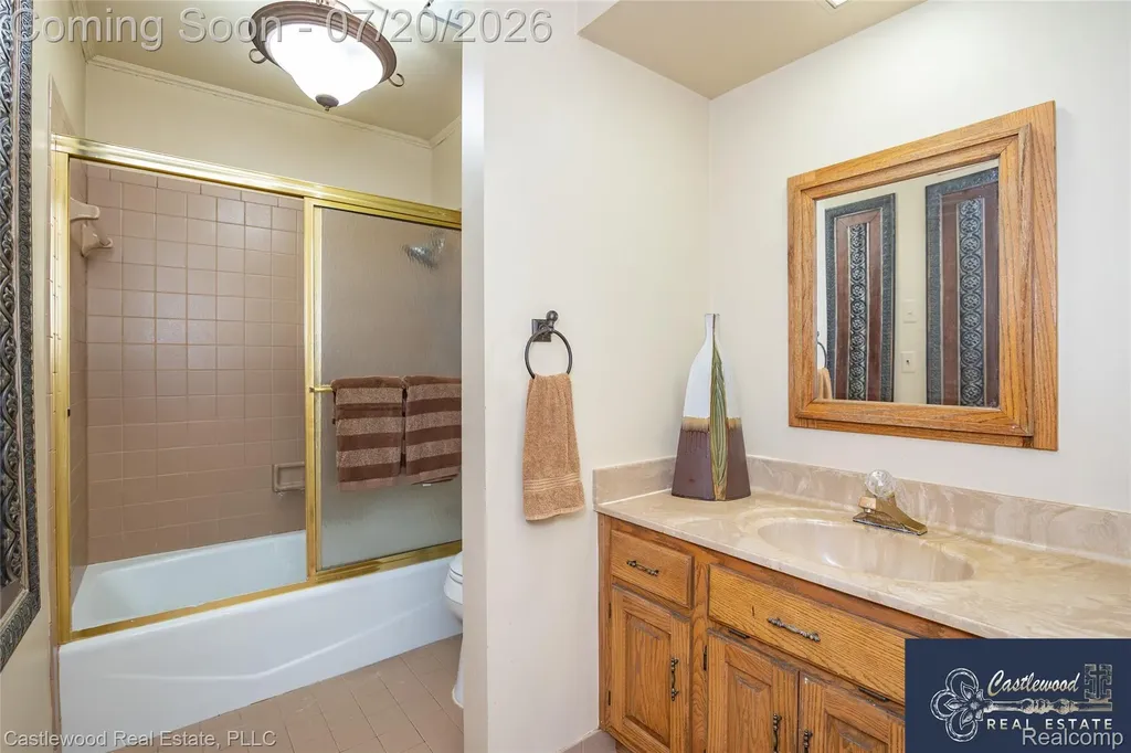 17150 S Nunneley Road Clinton Charter Township MI 48035