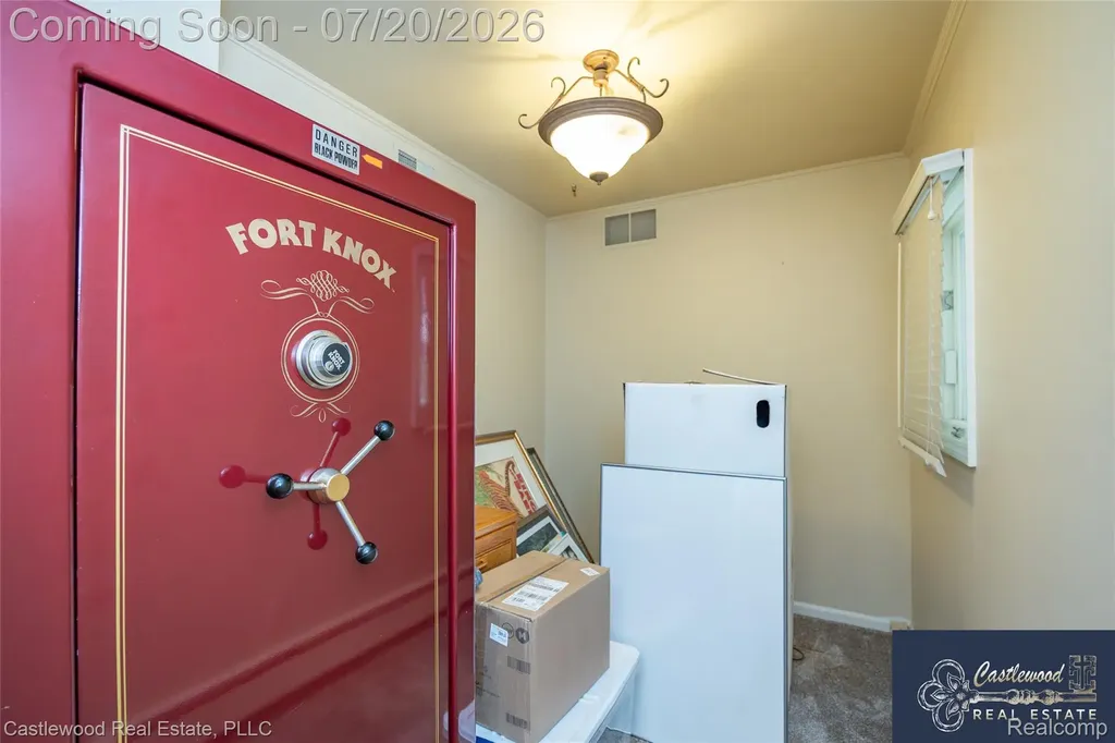 17150 S Nunneley Road Clinton Charter Township MI 48035