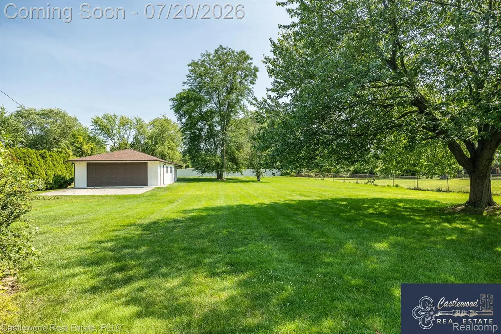 17150 S Nunneley Road Clinton Charter Township MI 48035