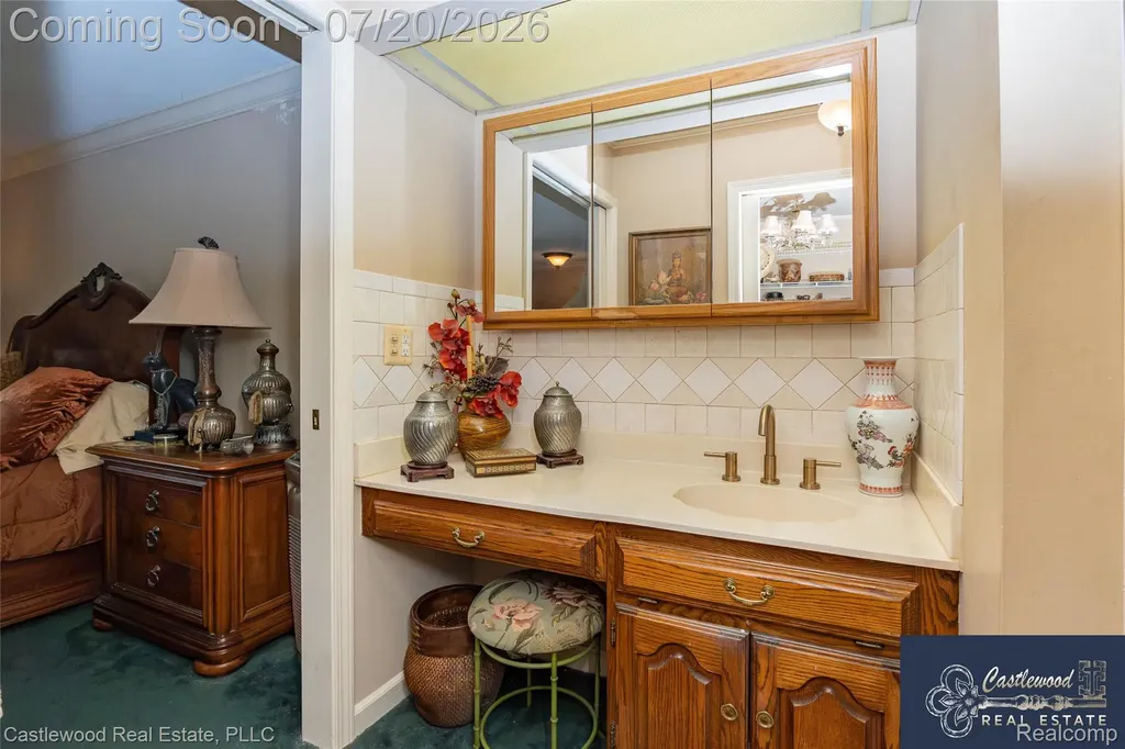 17150 S Nunneley Road Clinton Charter Township MI 48035