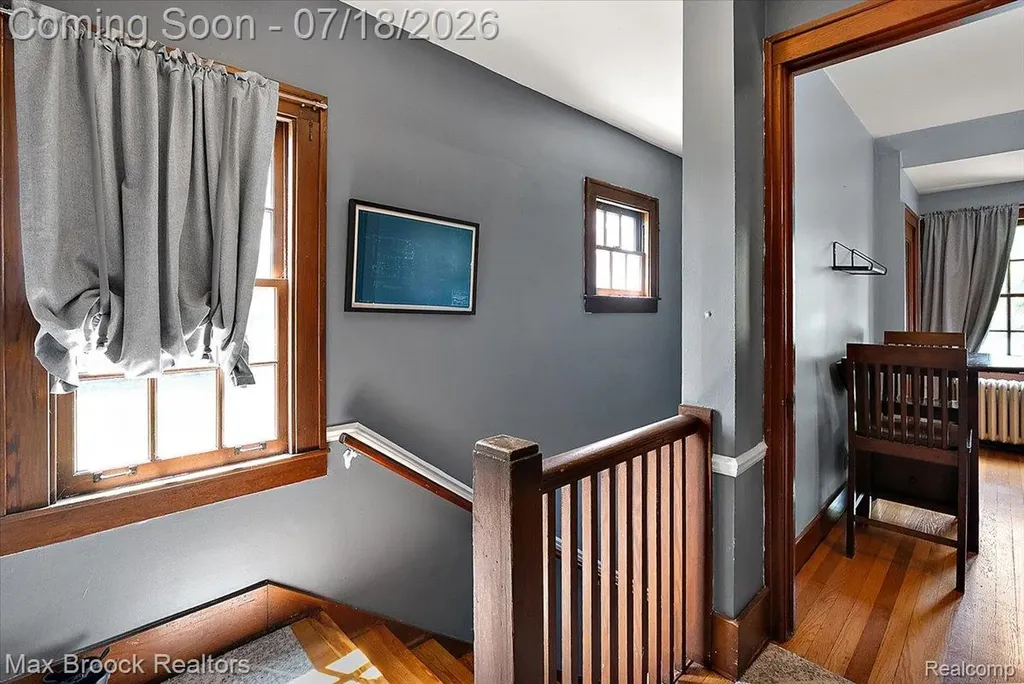 294 Lincoln Road Grosse Pointe City MI 48230