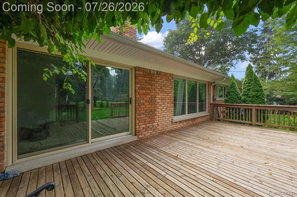 1506 Ledbury Drive Bloomfield Charter Township MI 48304