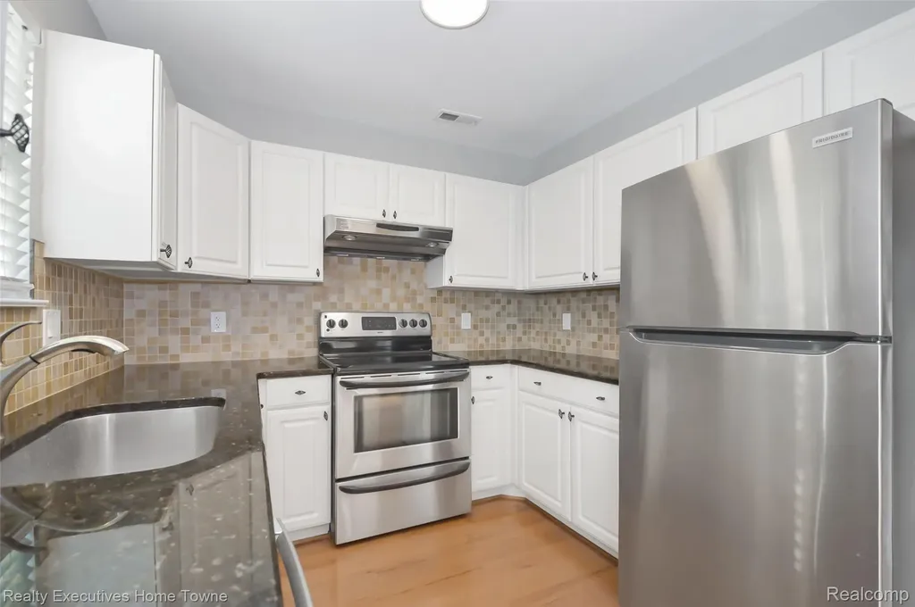 1306 S Main Street Royal Oak City MI 48067