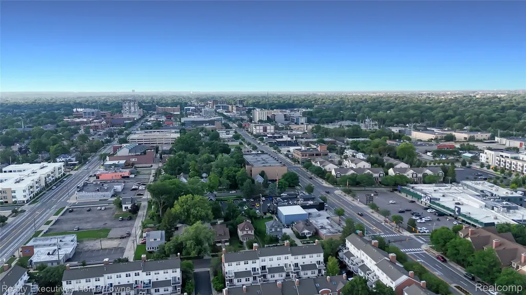 1306 S Main Street Royal Oak City MI 48067