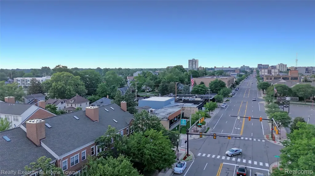 1306 S Main Street Royal Oak City MI 48067
