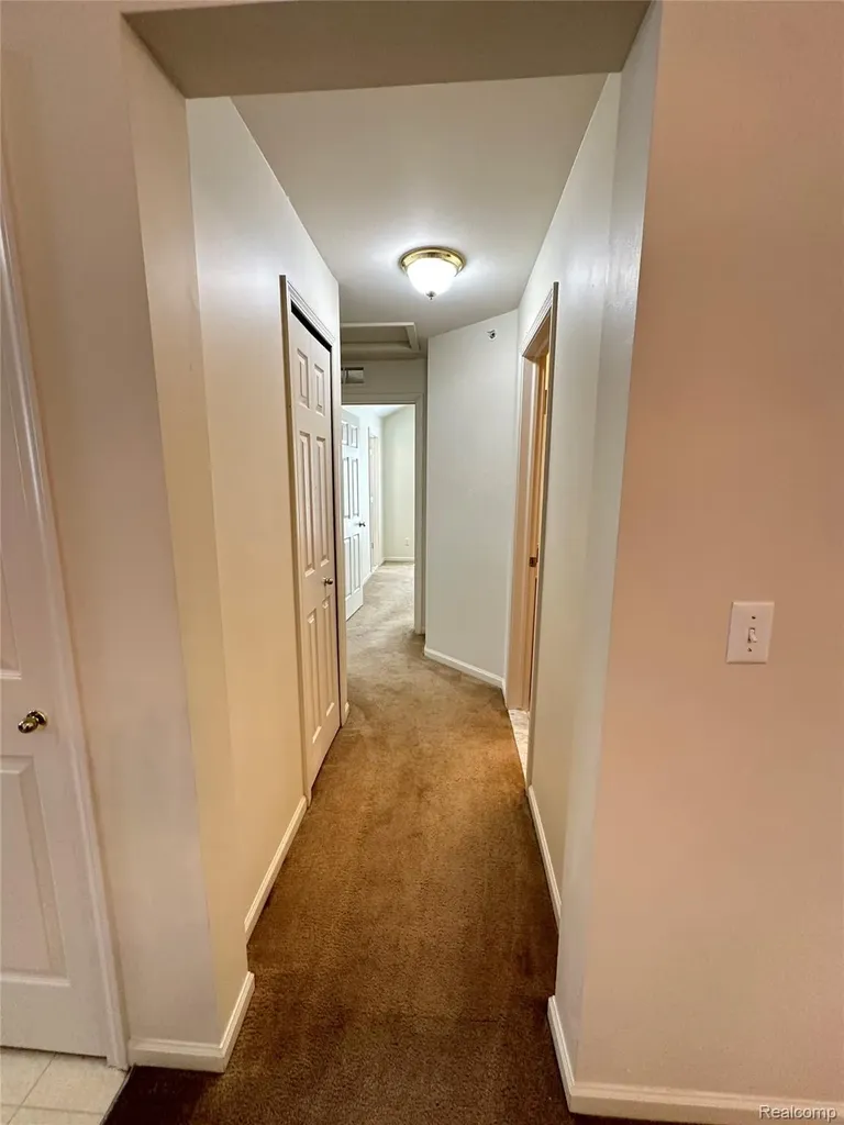 5210 Addington Drive Commerce Charter Township MI 48390
