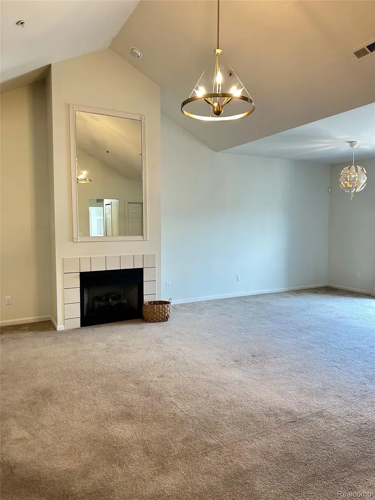 5210 Addington Drive Commerce Charter Township MI 48390