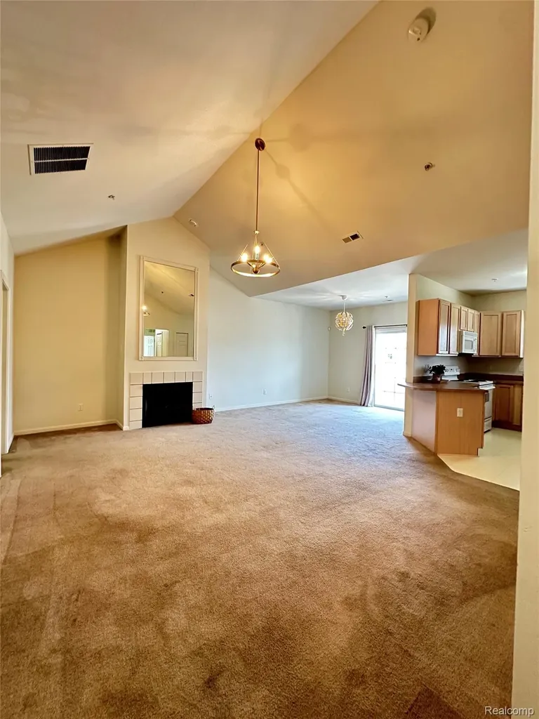 5210 Addington Drive Commerce Charter Township MI 48390