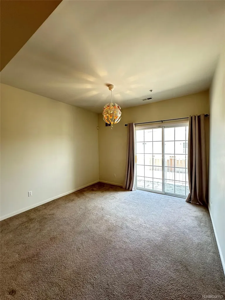 5210 Addington Drive Commerce Charter Township MI 48390