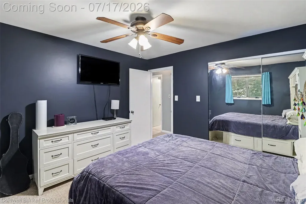 1304 Rinoco Circle Waterford Charter Township MI 48327