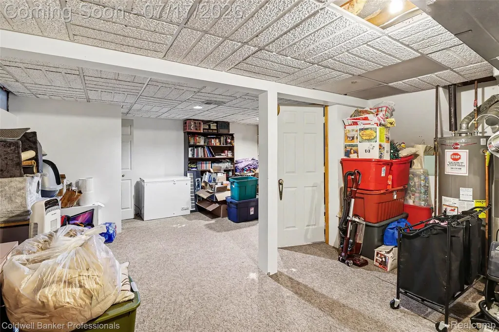 1304 Rinoco Circle Waterford Charter Township MI 48327