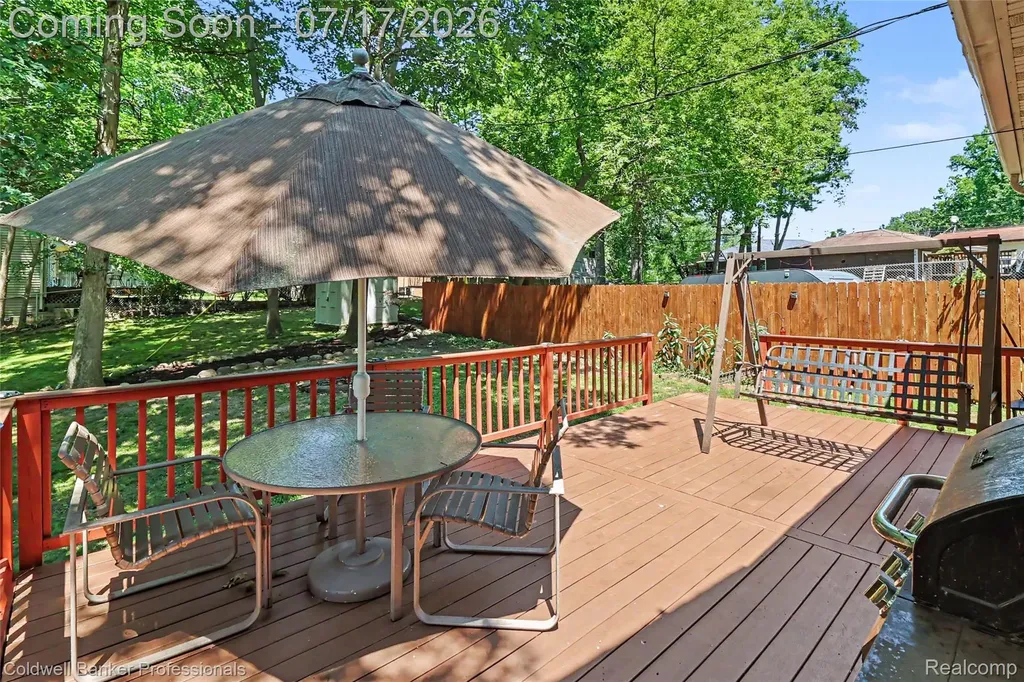 1304 Rinoco Circle Waterford Charter Township MI 48327