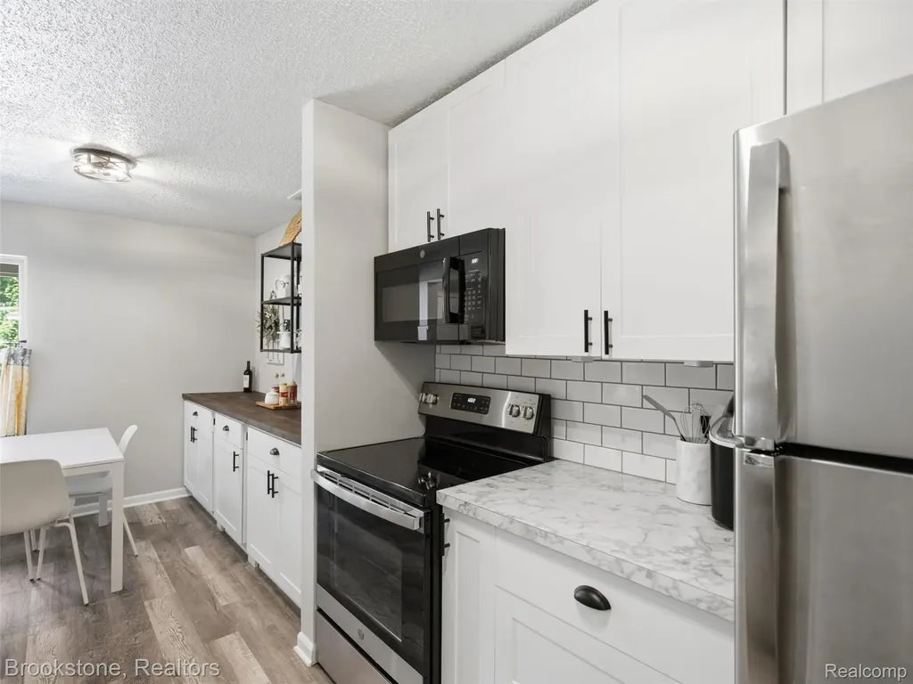 12108 Pinehurst Lane Grand Blanc Charter Township MI 48439