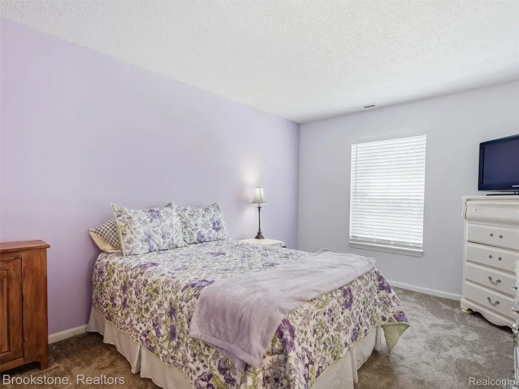 12108 Pinehurst Lane Grand Blanc Charter Township MI 48439