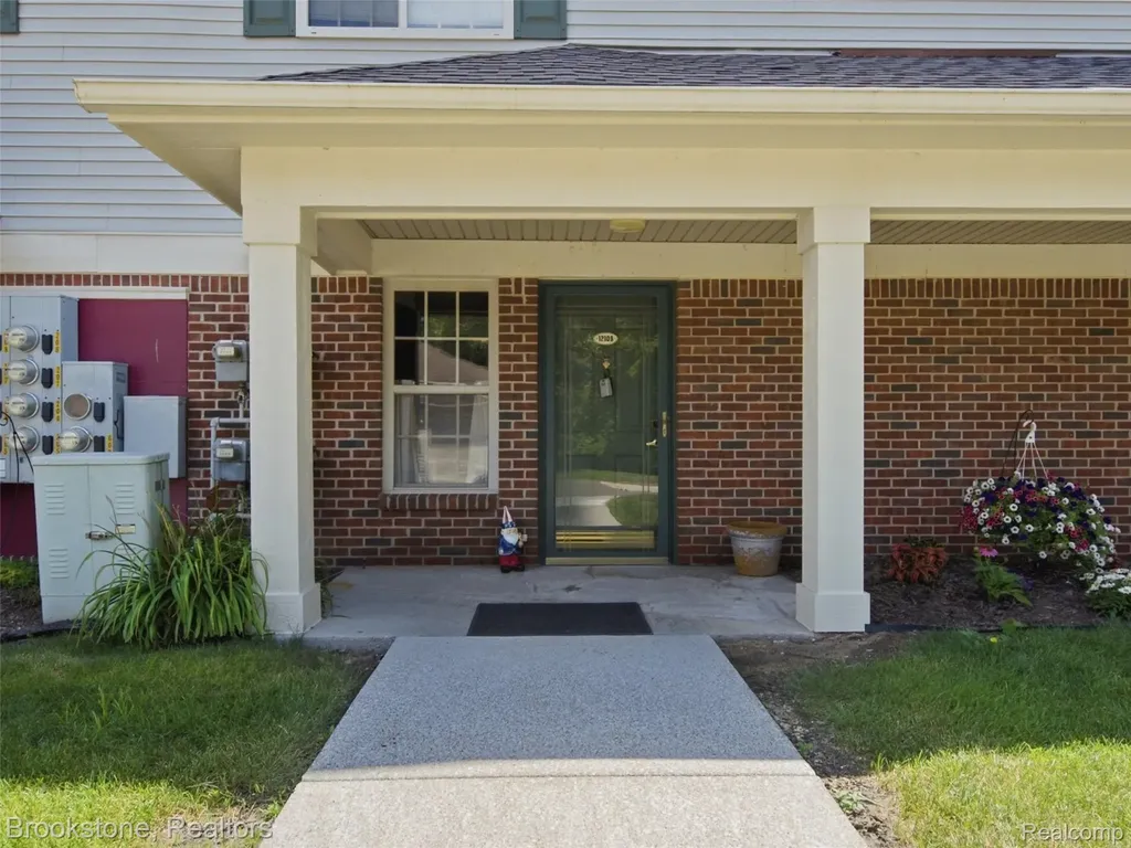 12108 Pinehurst Lane Grand Blanc Charter Township MI 48439