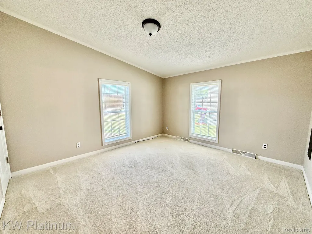 1201 Orchard Lane Columbus Township MI 48063