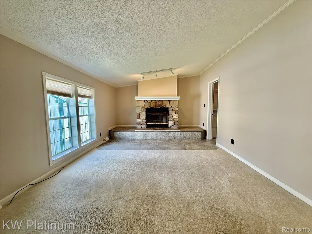 1201 Orchard Lane Columbus Township MI 48063