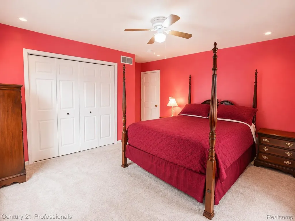 21819 Maple Street St. Clair Shores City MI 48081