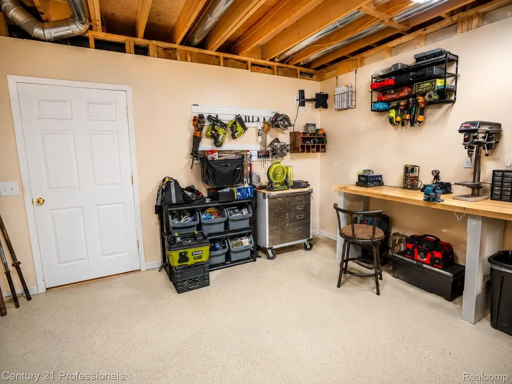 21819 Maple Street St. Clair Shores City MI 48081